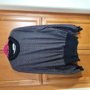 1x Blue Green Shirt